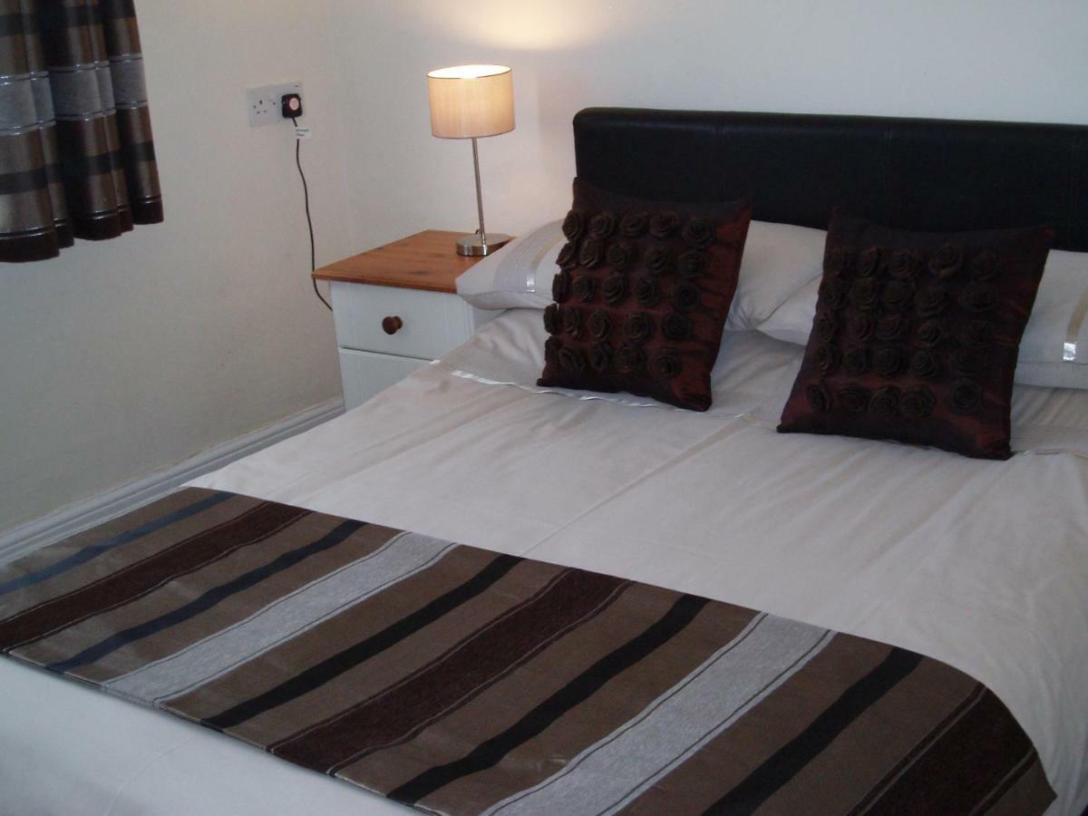Copper Beech Rooms New Quay Екстериор снимка